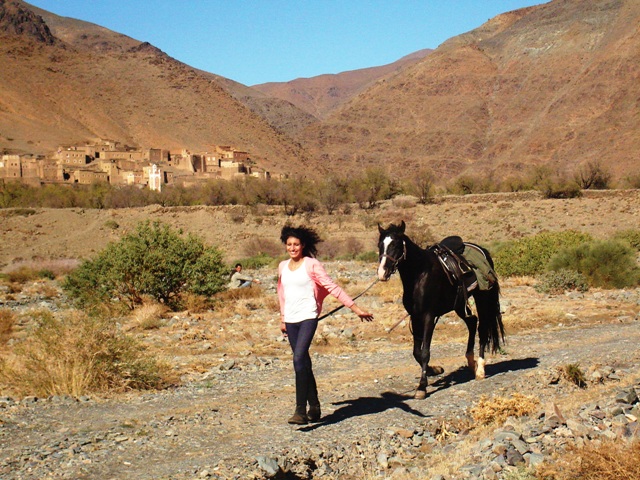 Randonnée. Randonnée dans la région de Ourzazate au Maroc avec Zouina...