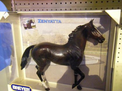 zenyatta en breyer enfin je voulai lacheter mais le lendemain il...