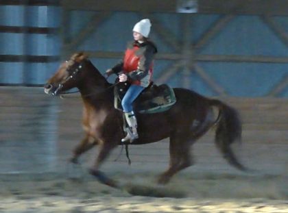 Galop avec Cowgirl ! Je sais mes talons sont pas assez déscendu...