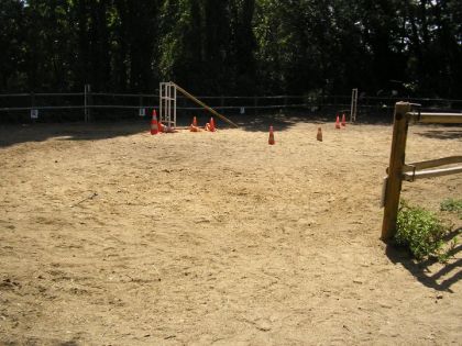 c'est la cariere ou je m'exerce pour le dressage et l'equitation...