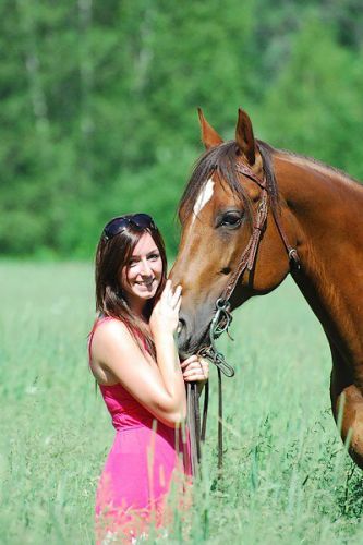 Moi et mon cheval Chips (L)  Photo prise par ma soeur Amélie