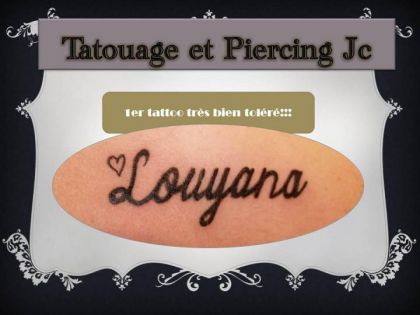 Mon nouveau tattoo , entre la nuque & le dos (: 