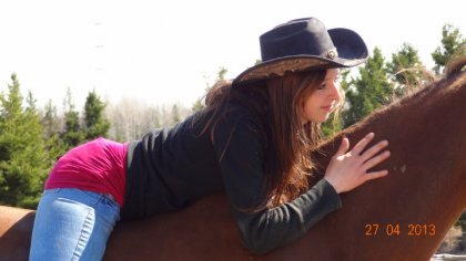 le complicité entre le cheval et l'homme rien de plus beau ;) 