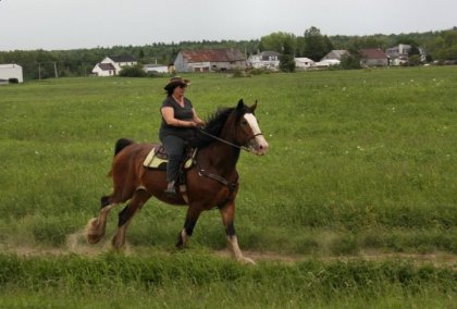 photo par Mégane9 Ma mère avec sa grosse Kathy !