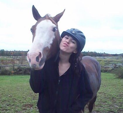 Nous on aime avoir l'air niaiseuses :)