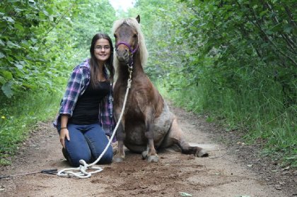 Tour du assis au Poney <3