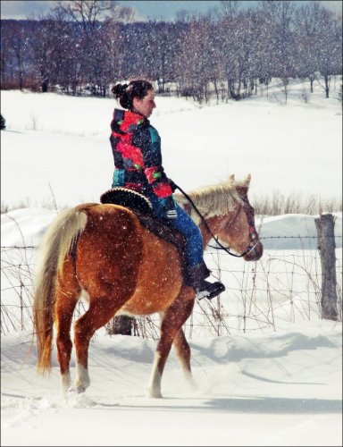 Avec la neige qui tombe... :) 