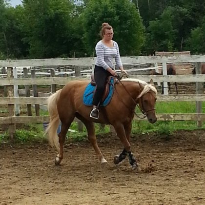 Moi & poupou Abby. <3 Proprio: Audeabby sur le site !