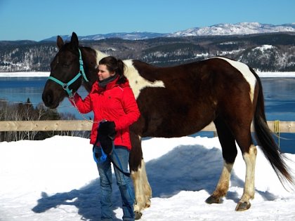 Moi et ma jument sur le bord du Saguenay