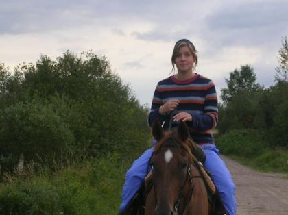 Moi Et Ma Jument Qui Arrive D'une Randonnée!! Voyez Les Talents...