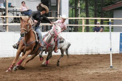 realis sur le bout des doigts, avec mon amie Julie. GRRRR!