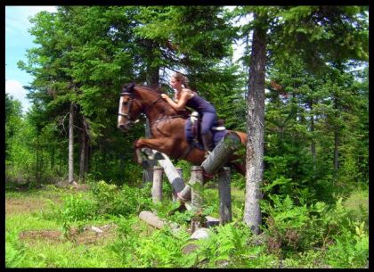 Une autre photo de moi et Jolly sur le cross du domaine des...
