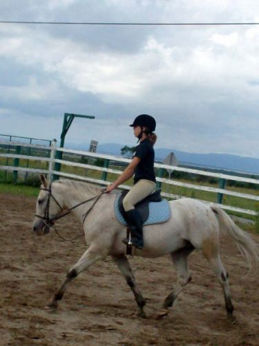 Nuage et moi en dressage.... Dsl mes epaules ! :P