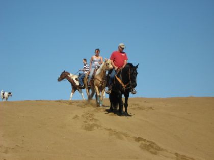Quanah qui descend un pit de sable a Bécancour