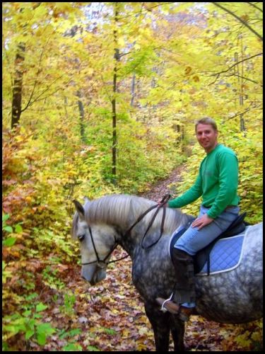 Voici Bravewood du forum avec mon cheval (mon nouveau gendre...)...