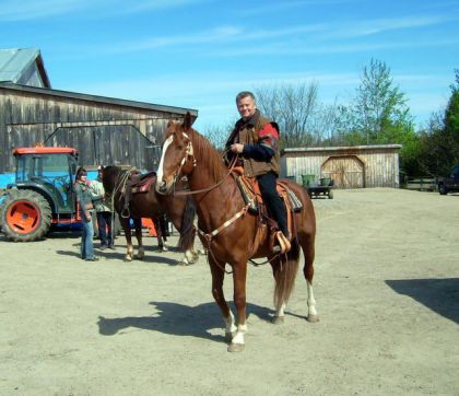 Un gars à cheval