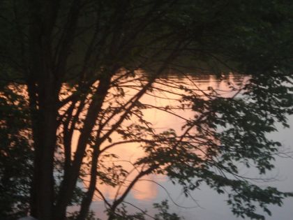 le coucher de soleil a l`écurie