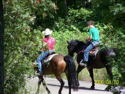 moi et albert sur kandy et gayar Départ pour une rando été 2006
