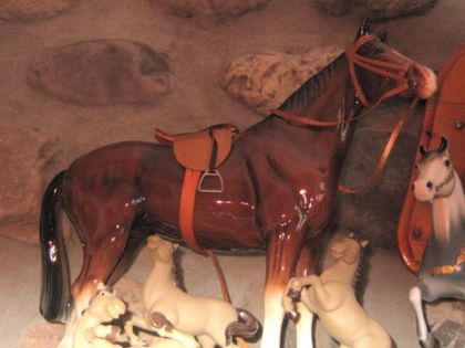 une statue de cheval