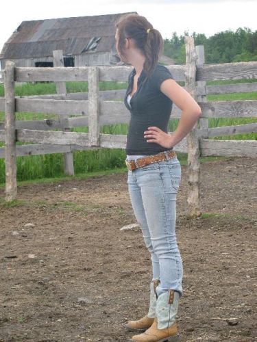Je t'aimmee m&eacute;lo hihi ma tite cowgril !! ;)