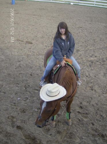 y te fait bien le chapeau de cowboy :P
