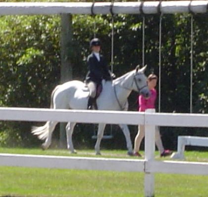 moi avant ma classe de chasse poneyy..avant de me rechauffer..