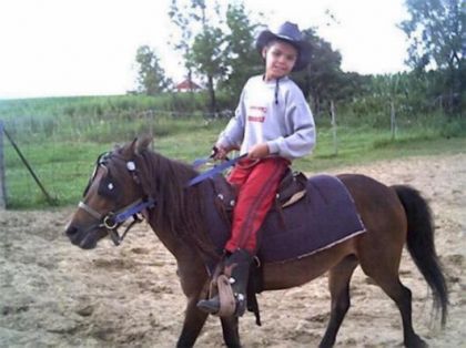 Tommy et Guidoune... Yé ti cute le cowboy !
