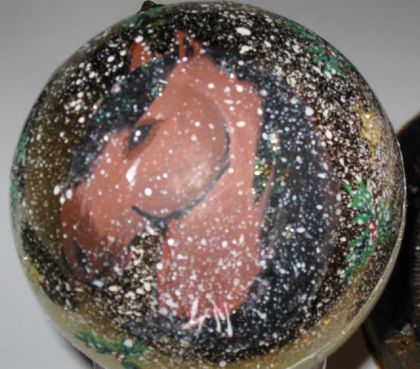 Boule De Noel Que J'ai Peinturer Mon Cheval !!!
