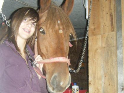 Moi et Nookie, une magnifique jument que j'adore!