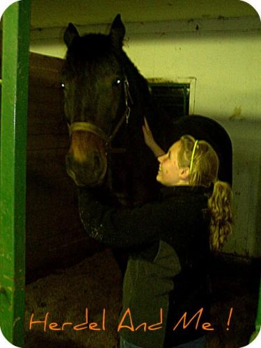 Moi et herdel ... non je ne suis pas petite  ! cest lui qui est...