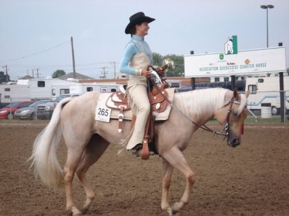 Couple gagnant de la classe de plaisance western . Jeux...