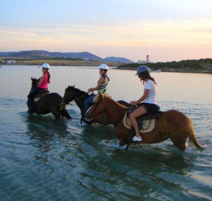 &Agrave; cheval en Gr&egrave;ce 09, &agrave; Paros, sur le bord de la mer Turquoise...