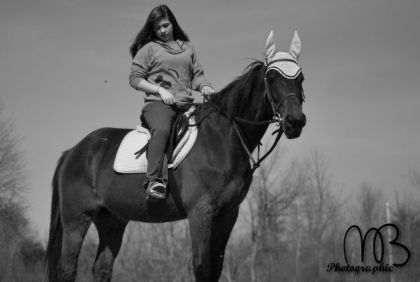 PHOTOSHOOT AVEC MAUDE ET SON CHEVAL 2 AVRIL