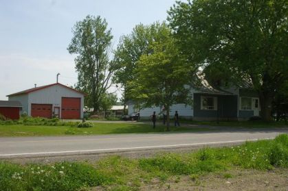 Notre nouvelle maison (ferme) je vais avoir enfin des chevaux...