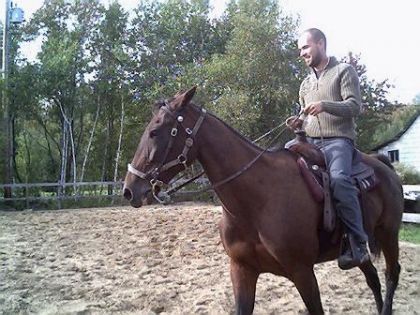Le nouveau propriétaire de Cybelle Dancer, MarcoPolo, un ami de...