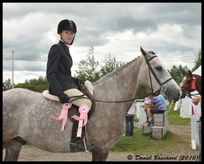 Avec mes rubans de la classe de chasse :) Y a bien fait sa le...