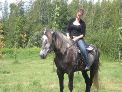 Les débuts de Balou à la selle!