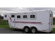 Trailer exiss 2001 semi-fini 3 chevaux AUBAINE!!!!
