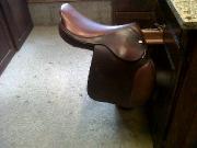Selle de saut 16.5 utilisée 2 ans