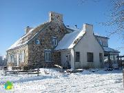 Maison de campagne avec écurie à vendre Verchères