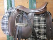 Selle classique toute équipée !!