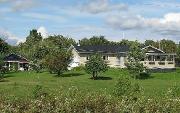 Fermette bordé par 2 rivières à St-Henri (limite...