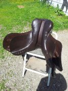 ***Selle anglaise à vendre! COMME NEUVE!***