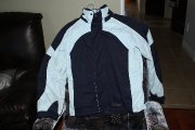 Manteaux +pantalon d'hiver fait pour monter a...