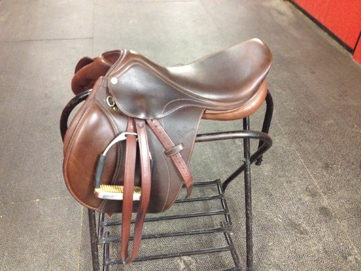 SELLE SAUT PESSOA 17.5