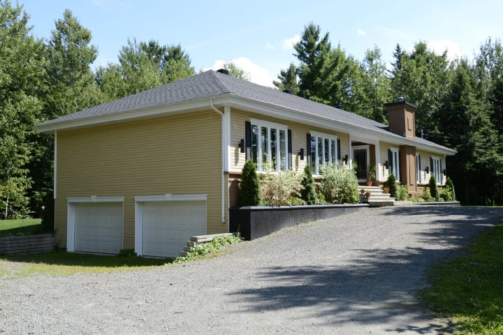 FAÇADE DE CTTE BELLE PROPRIÉTÉ