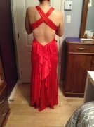 superbe robe de bal- à voir! - dos