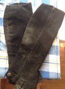 **''TCHAPS'' à VENDRE**