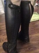Chaps en cuire noir NEUF! 