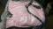 Couverture rose et noir